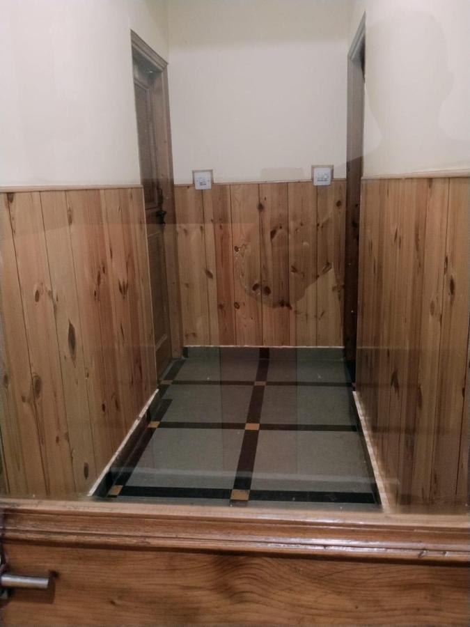 Hotel Yak Manali  Bagian luar foto