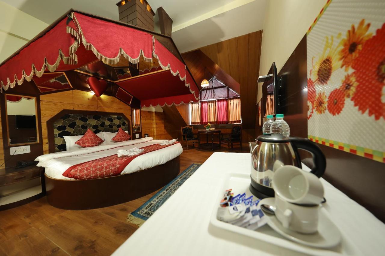 Hotel Yak Manali  Bagian luar foto